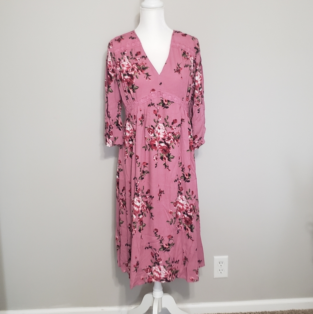 NWT Velzera Floral Mauve Midi Dress Large